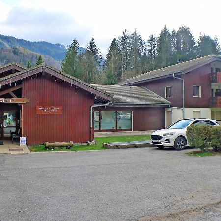 Appartement Confortable Avec Piscines, Terrasse Et Parking A Samoens - Fr-1-629-100 Exterior foto